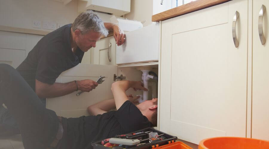 Professional burst pipe repair services in Crestwood, IL